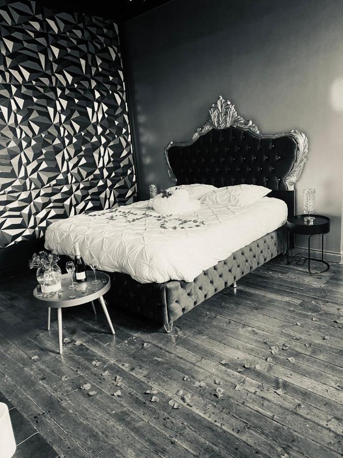 Hypolite Bed & Breakfast Avesnes-sur-Helpe Exterior foto