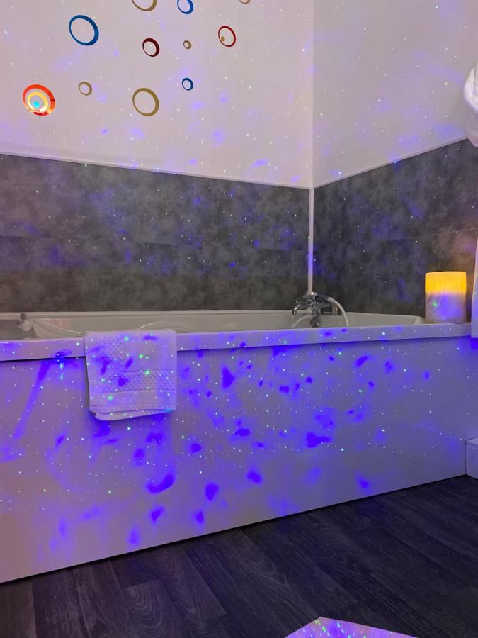 Hypolite Bed & Breakfast Avesnes-sur-Helpe Exterior foto